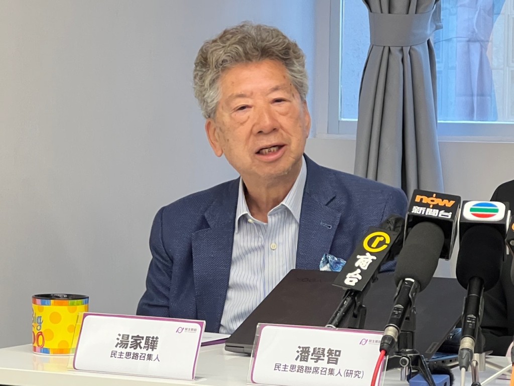 本身是法律界選委的行會成員湯家驊指,暫未聽聞界別內合組名單事宜,個人亦暫未有計劃。資料圖片 本身是法律界選委的行會成員湯家驊指,暫未聽聞界別內合組名單事宜,個人亦暫未有計劃。資料圖片
