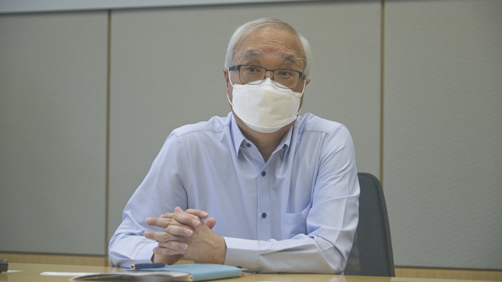 環境及生態局局長謝展寰表示，政府正研究增加亂拋垃圾及店鋪阻街罰款。資料圖片