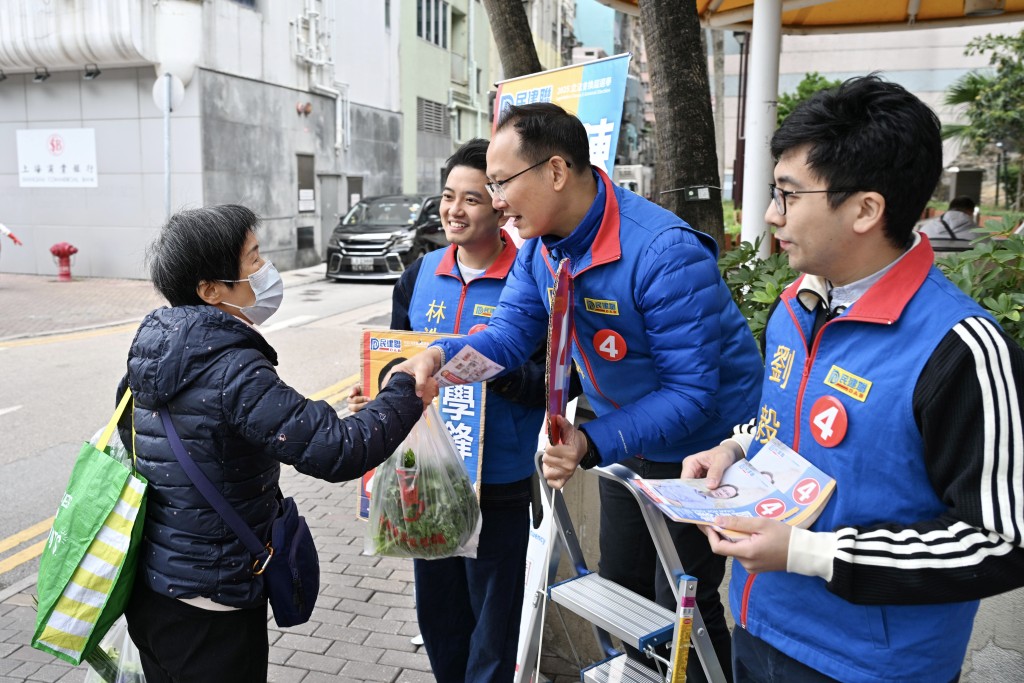港島西4號候選人陳學鋒。