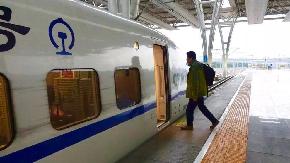 2020年1月23日鍾鳴乘火車前往武漢馳援抗疫。網圖