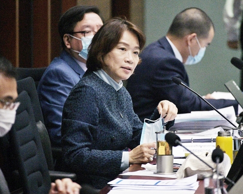 梁美芬倡取消通識科必答題。