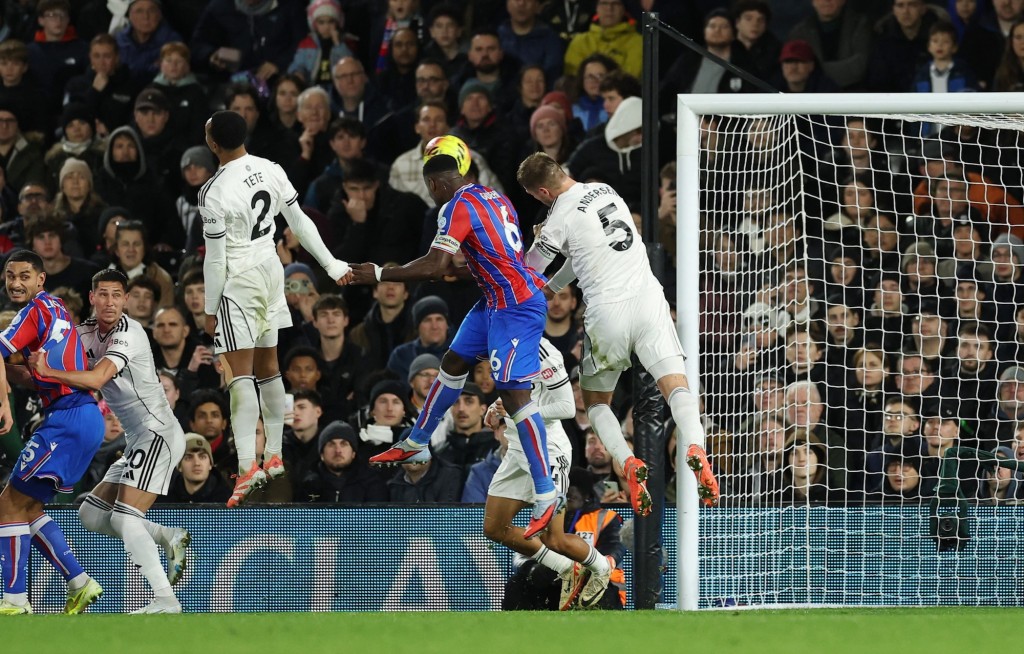 马克古希87分钟顶入致胜球。路透社