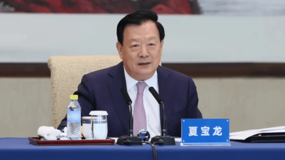 夏寶龍會晤蔡若蓮及高校領導研習團,期望增強培養人才致力科研發展。