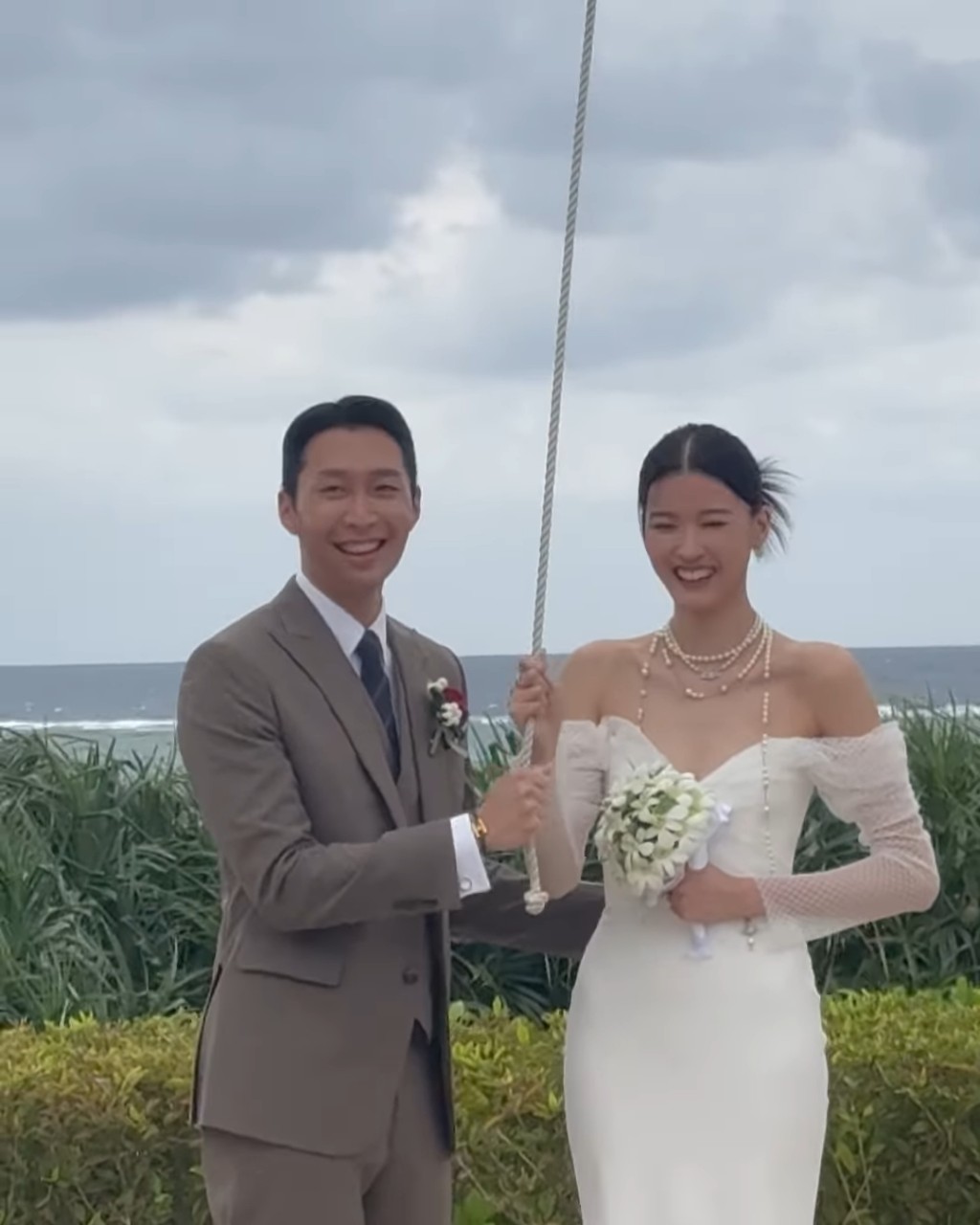 其後陳瀅亦發佈了參加朋友婚禮的影片及照片。 其後陳瀅亦發佈了參加朋友婚禮的影片及照片。