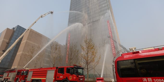 北京消防隊過去展開滅火演習。東城區消防救援支隊