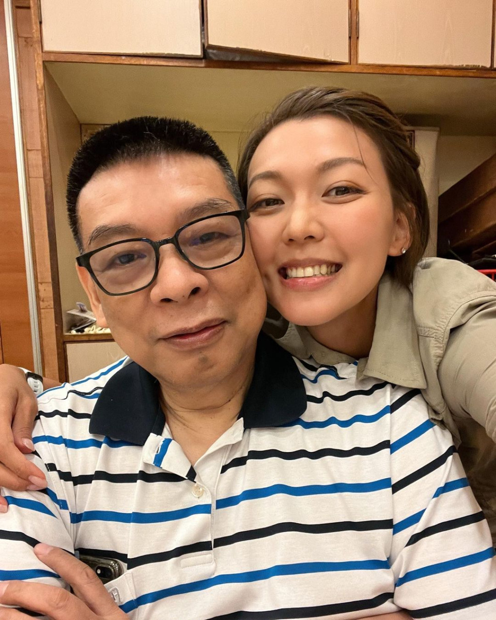 梁諾妍與梁爸爸感情好好。