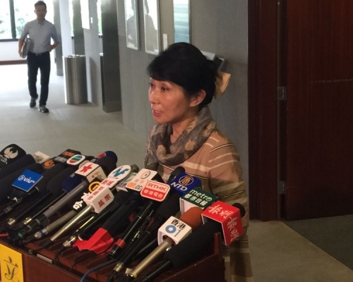毛孟靜表示強行加會「可一不可再」。