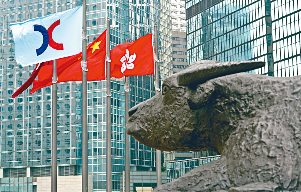 ■目前正在招股的四只新股次日孖展反应仍然淡静，当中海普瑞次日孖展进帐不足10亿元。