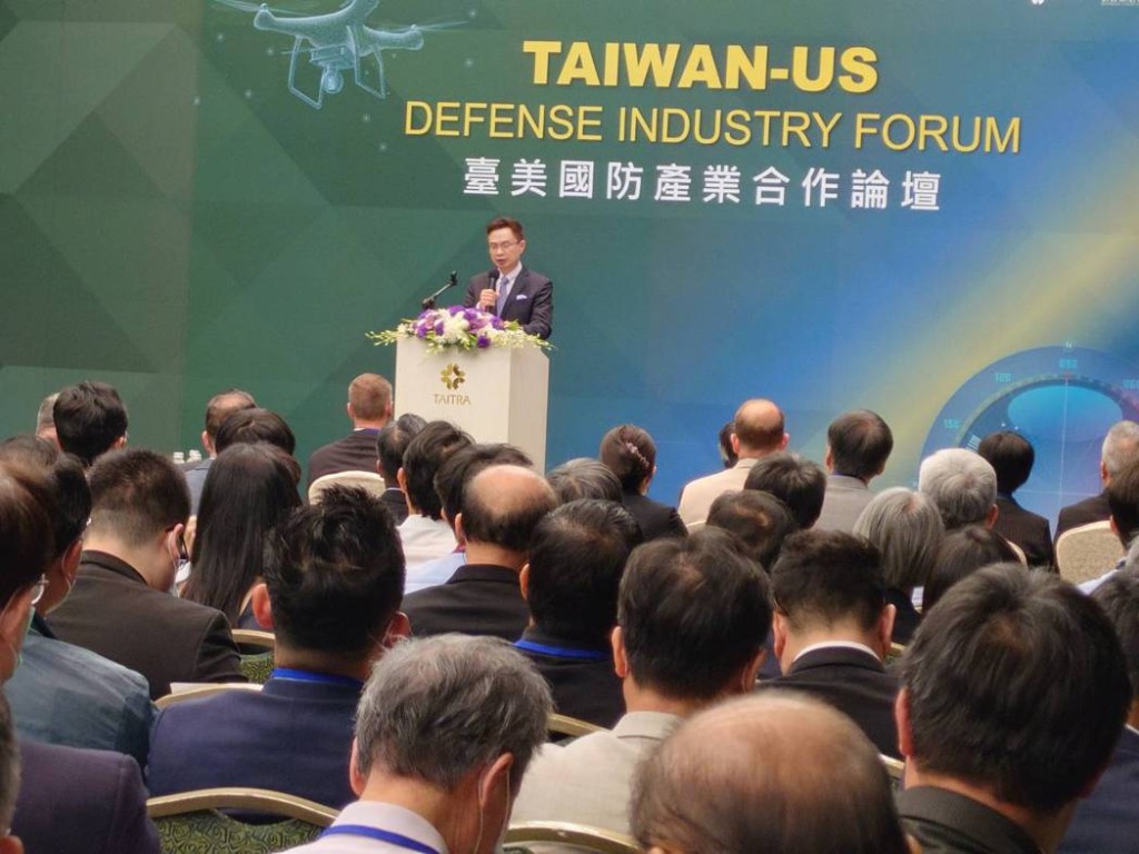 美國軍火商參與的台美國防產業合作論壇昨天在台北舉行