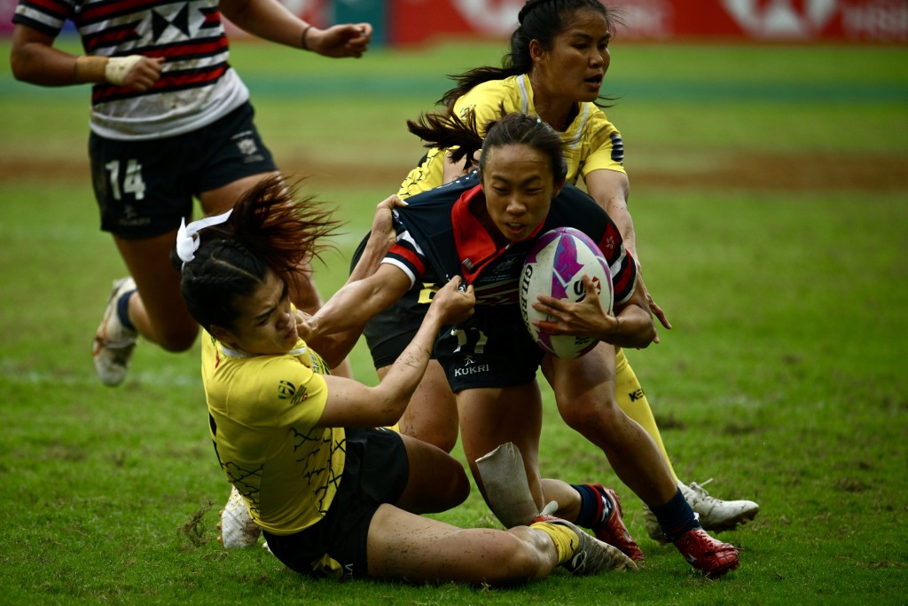 香港女子队继杭州亚运后，再次击败泰国队（黄衫)。资料图片
