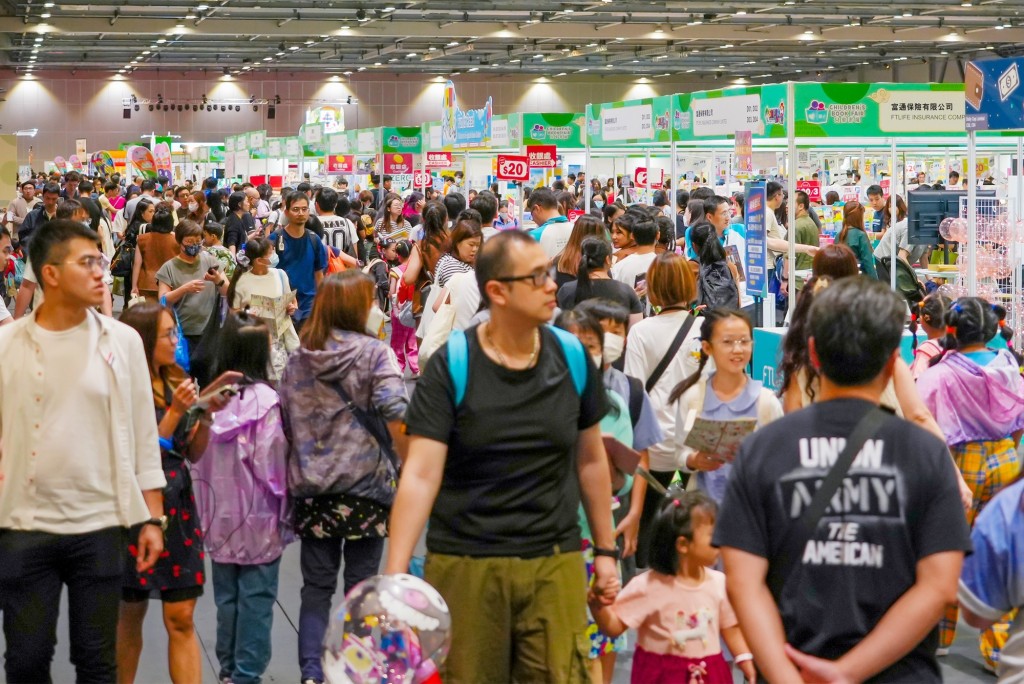 上屆「兒童書展」超過300,000人次參與，亦吸引超過5,000個大灣區家庭入場了解香港教育資訊。