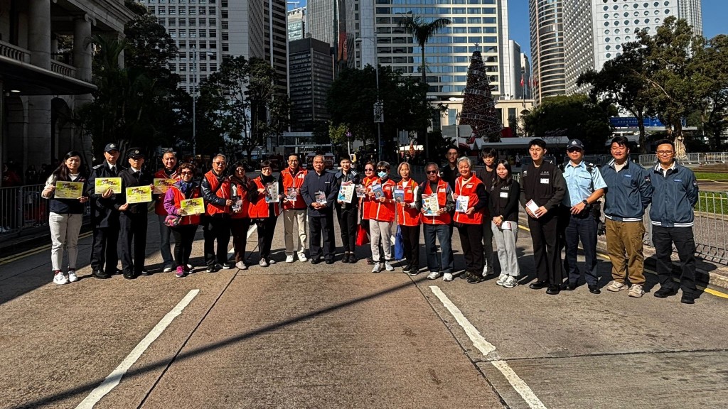 多部門夥菲律賓駐港人員遮打道聯合宣傳 提升守法意識 共建和諧有序社區