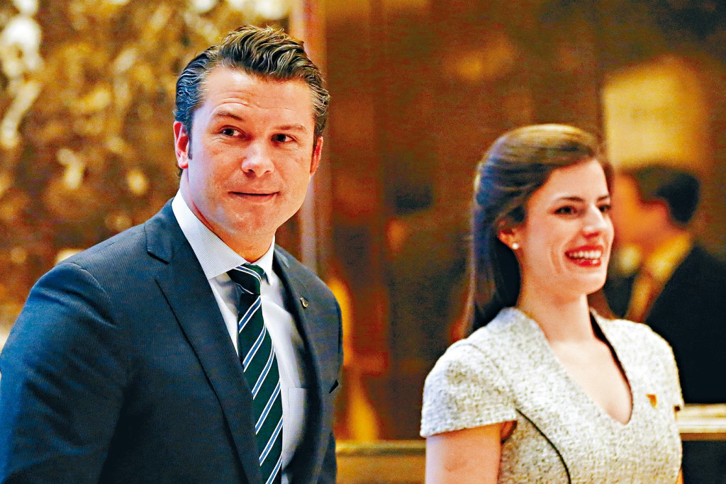 海格塞斯攝於2016年。