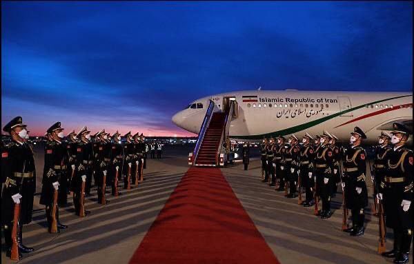伊朗总统莱希周二飞抵北京展开3天访问。 美联社