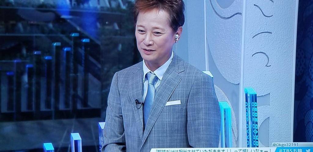 中居因去年初離開了尊尼事務所,失去大靠山。