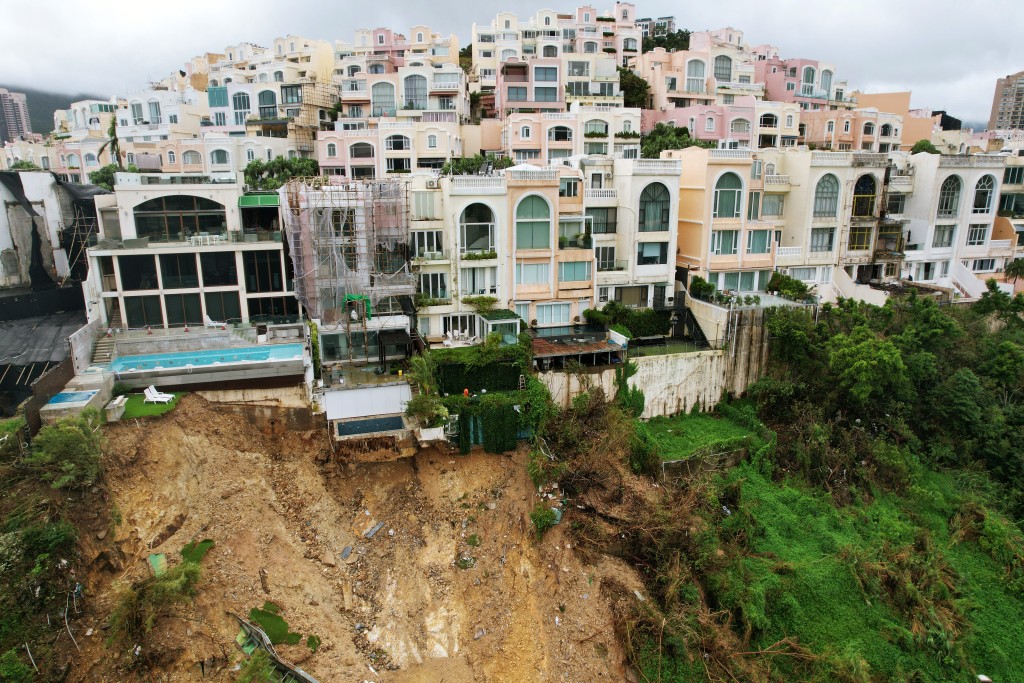 红山半岛多间独立屋发生山泥倾泻事件。资料图片