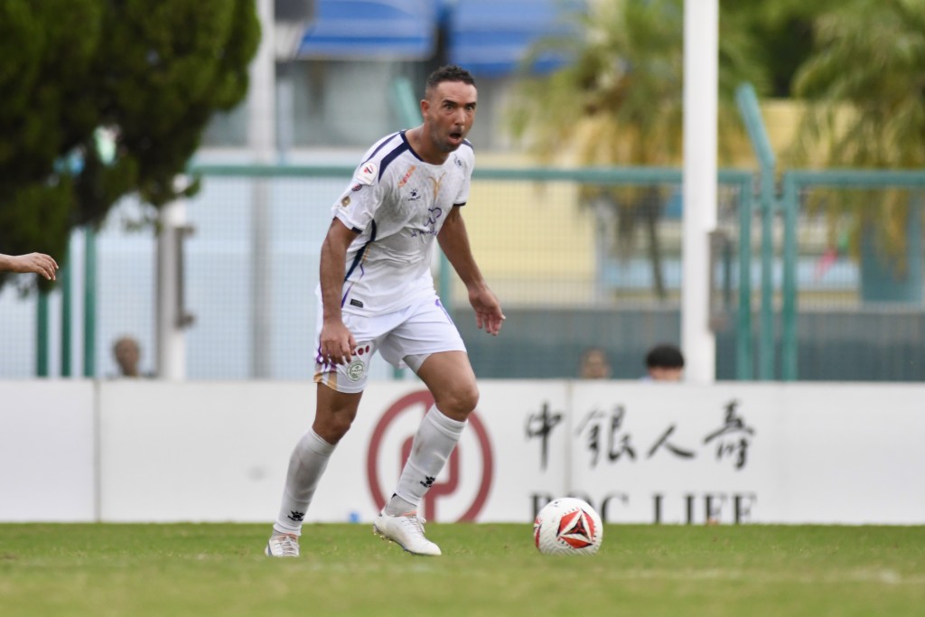 杨骏尧摄