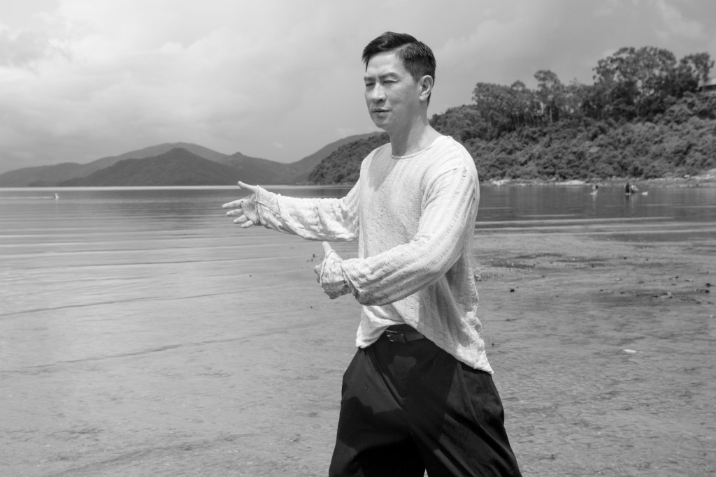 張家輝兼任電影《贖夢》主題曲《永遠的失眠》的主唱。