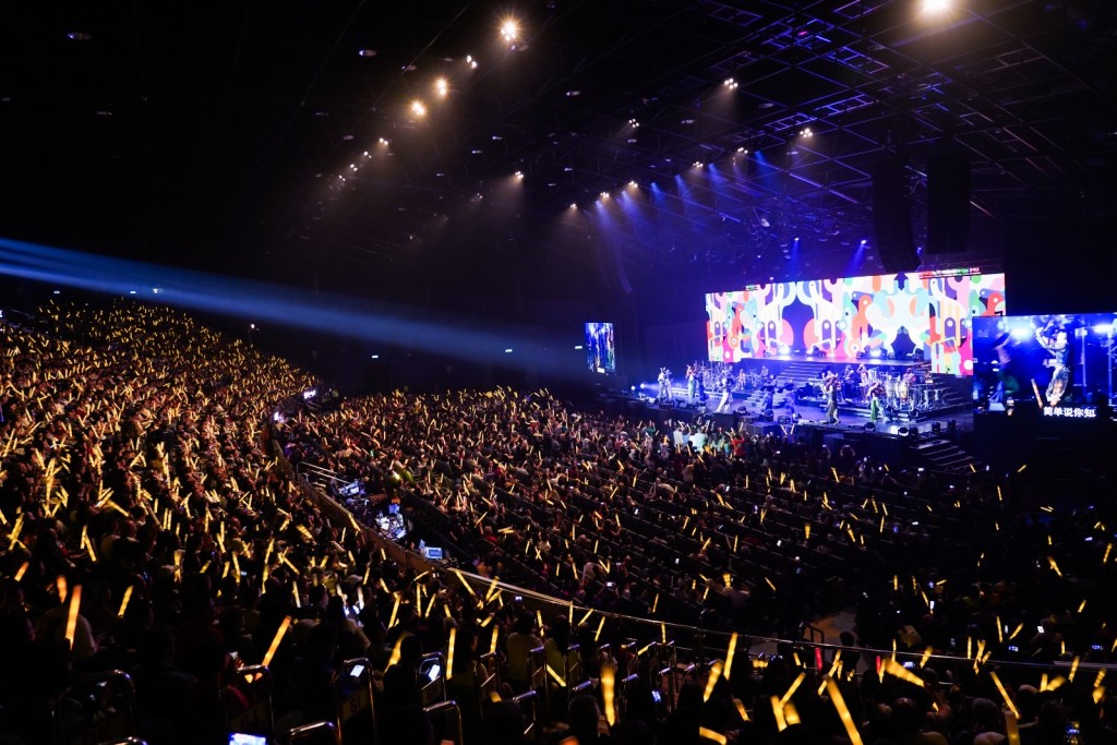 座無虛席! 座無虛席!