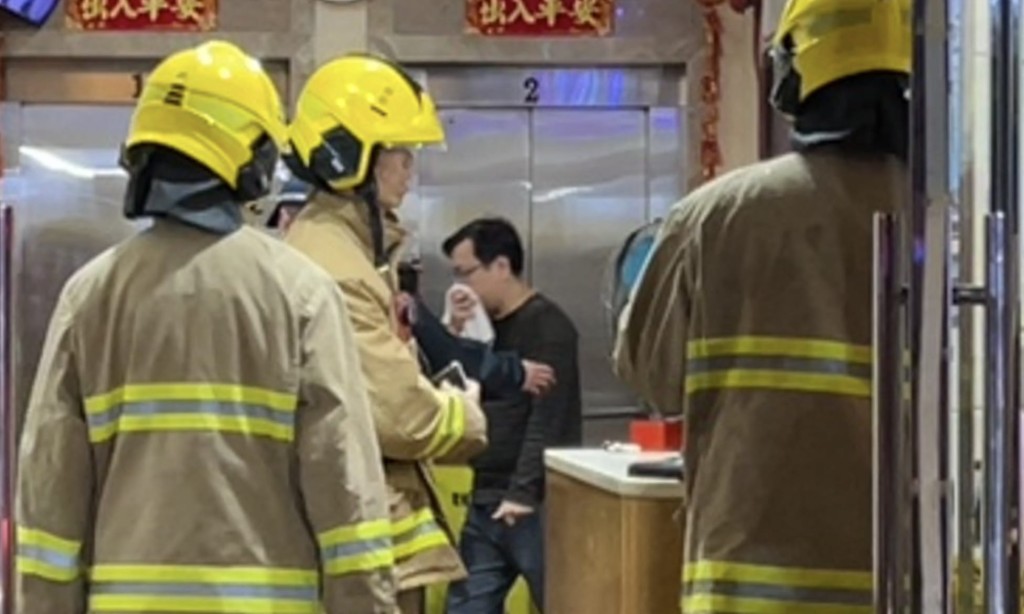 疑似起火單位男戶主/蔡楚輝攝