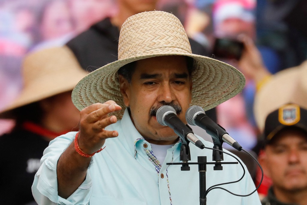 馬杜羅周三在委內瑞拉首都加拉加斯向支持者發表講話。路透社