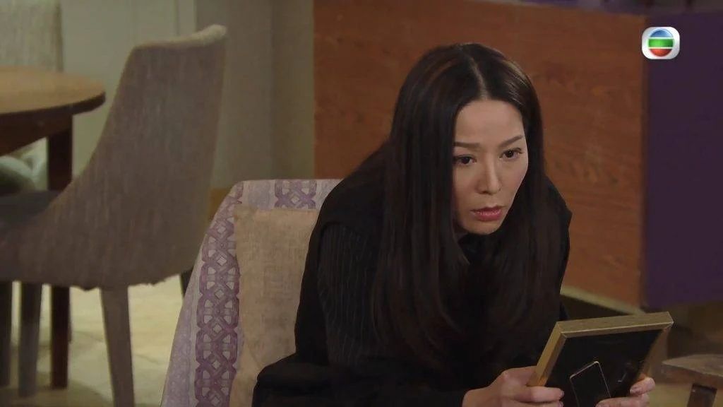 滕麗名於劇中演「熊尚善」,非常受觀眾歡迎。 滕麗名於劇中演「熊尚善」,非常受觀眾歡迎。