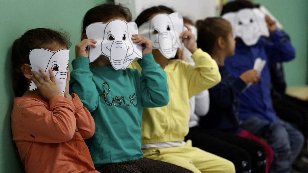 德國吉森的難民接待中心幼稚園裏的難民兒童。 路透社