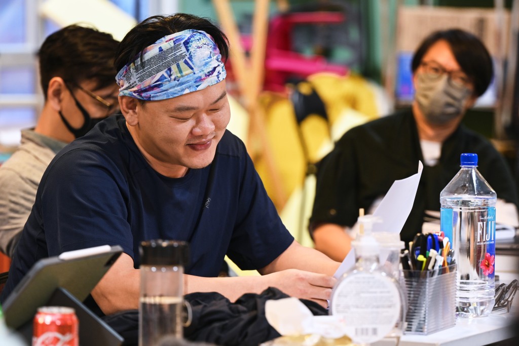 一圓心願演慘情劇的白只稱單是圍讀已過足戲癮。