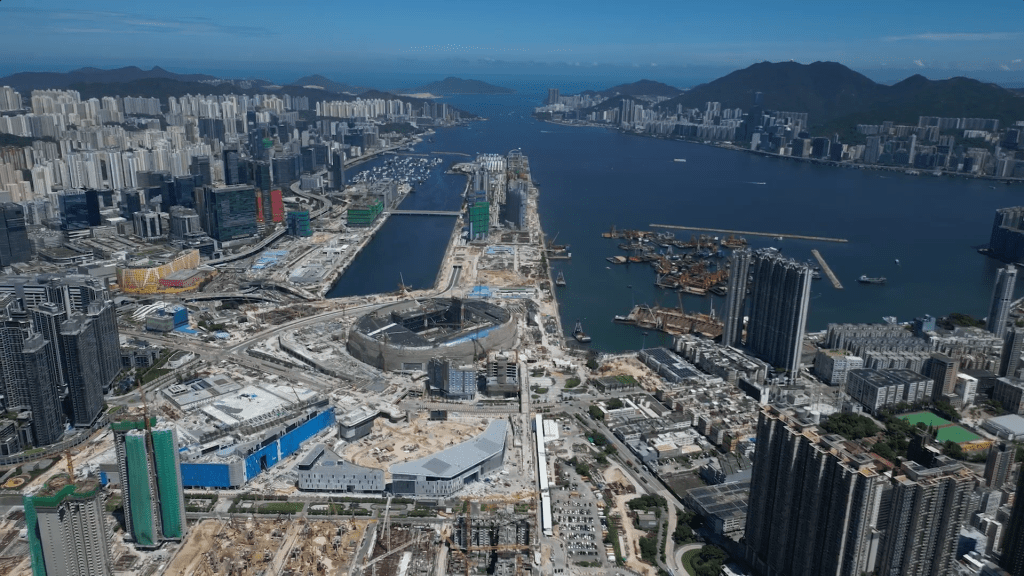 第二章《凌雲之 夢》，訴說啟德由昔日跑道到今日主場的轉變，體現運動精神的承傳與蛻變。啟德體育園圖片