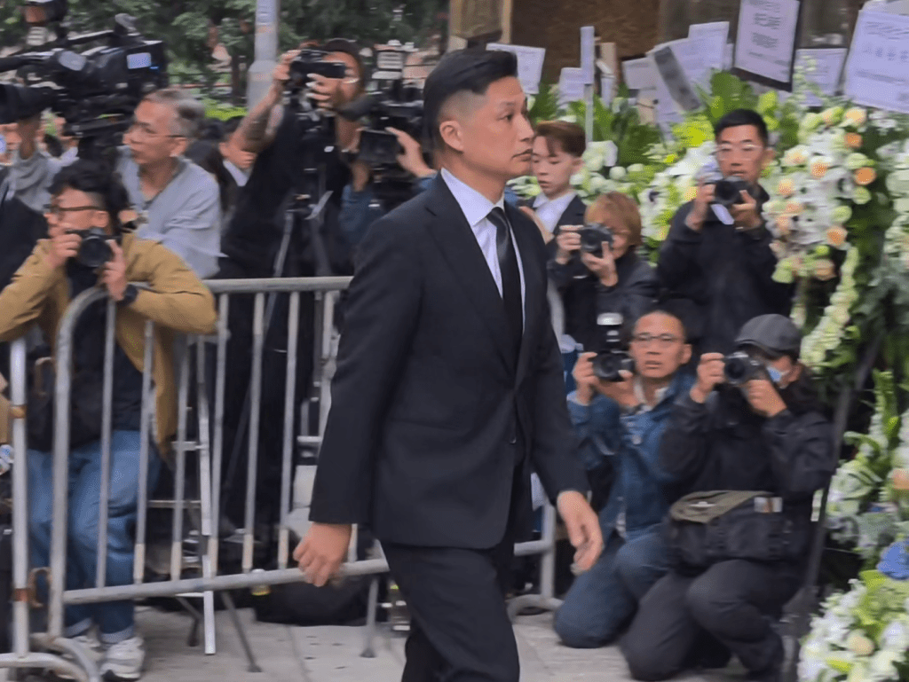 消防處處長楊恩健到場。 消防處處長楊恩健到場。