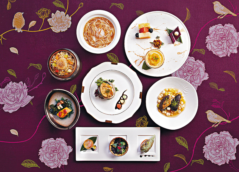 惠顧帝京軒的「悅顏．養生宴」，每位客人可免費獲贈總值$2,370的GLYCEL尊貴禮遇。