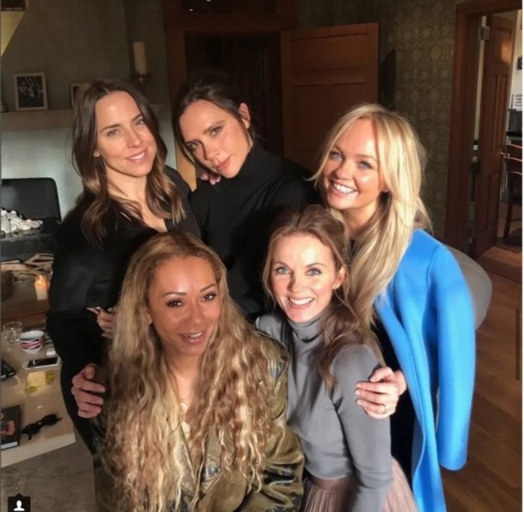 作為國際金牌經理人的Simon Fuller,曾於1990年代打造著名女團Spice Girls。 作為國際金牌經理人的Simon Fuller,曾於1990年代打造著名女團Spice Girls。