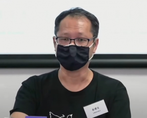 蔡耀昌指,市民對六四的看法有顯著變化,與近年社會政治氣氛急劇變化有關,認為要再思考未來路向。直播截圖