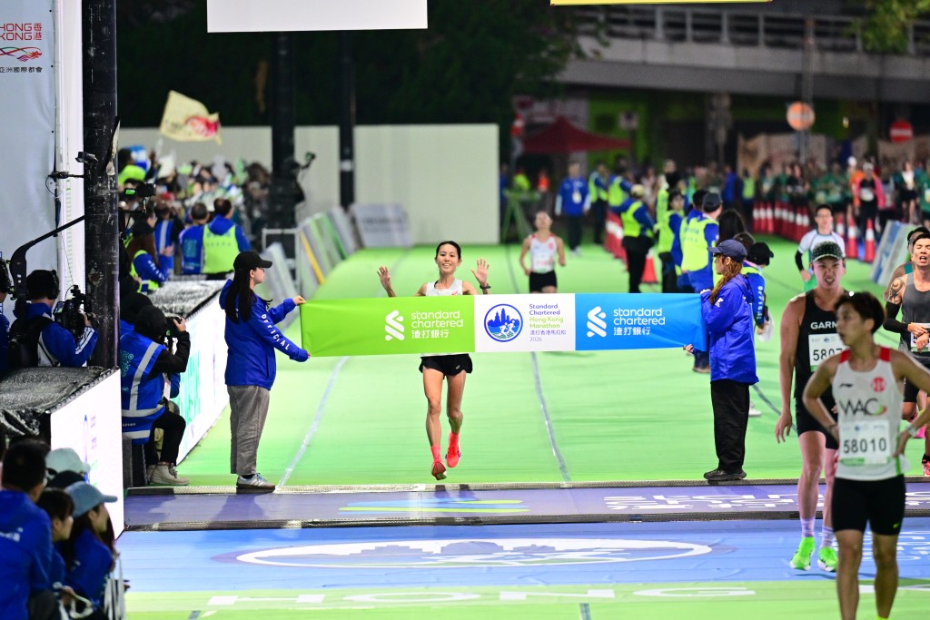 新加坡跑手施文麗陪老公變冠軍。廖偉業攝