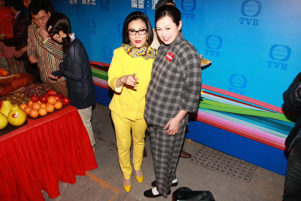 姚瑩瑩2011年突然宣佈懷孕，當時更陀住B開工拍劇。