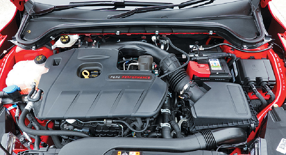 ■2.3公升Turbo引擎扭力達42.3kgm。 ■2.3公升Turbo引擎扭力達42.3kgm。