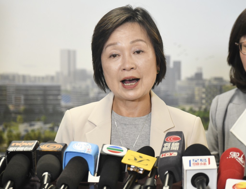 蔡若蓮有信心大學城首階段用地2026年底完成。