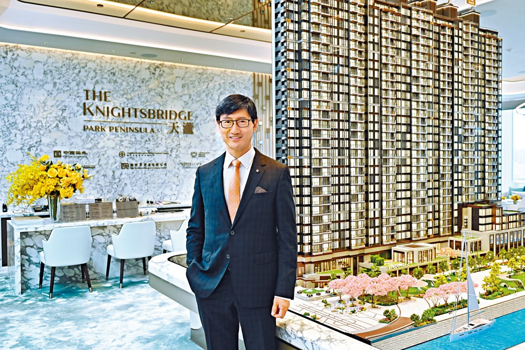 恒基韩家辉表示，海景及高私隐度为天泷两大卖点。
