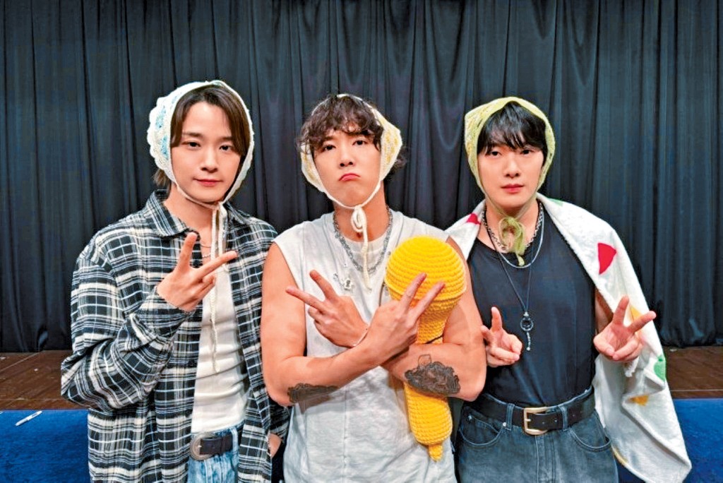 崔敏煥（右）面臨性交易的起訴，FTISLAND餘下2位成員繼續活動。