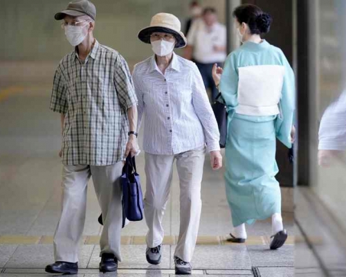 東京都累計超過2.07萬宗確診。AP