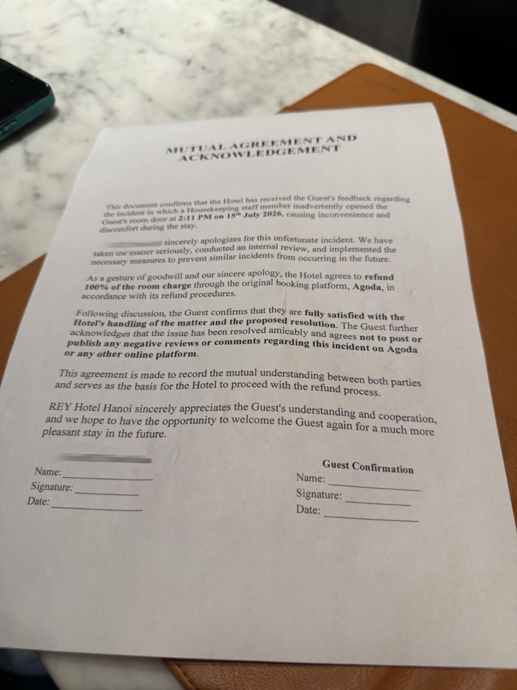 事發後涉事酒店企圖逼迫事主簽署和解書,要求事主不得對酒店給予差評和將事件發佈至社交平台。(來源:Threads) 事發後涉事酒店企圖逼迫事主簽署和解書,要求事主不得對酒店給予差評和將事件發佈至社交平台。(來源:Threads)