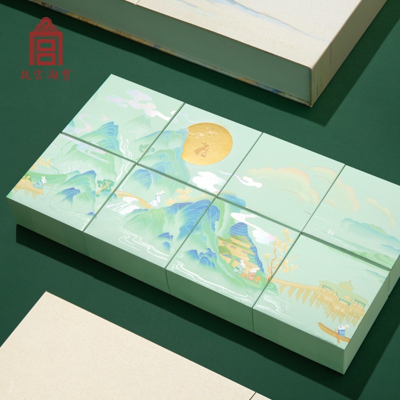 故宮月餅共有8款味道,餅上圖案對應了《千里江山圖》。互聯網圖片