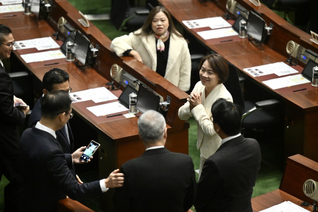 政府官員已到場準備。