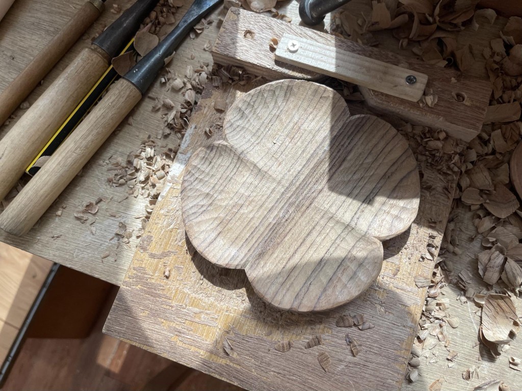 木雕工作坊 制作独一无二的森林瑰宝 