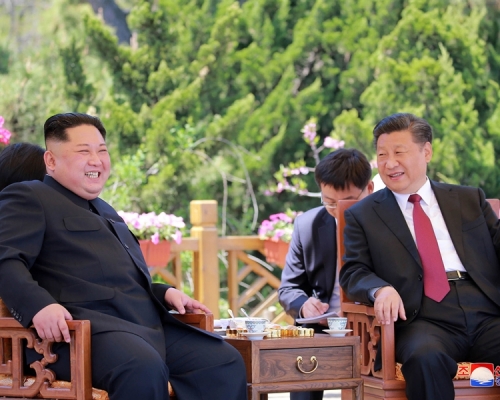 外界也有揣測指,金正恩稍後結束越南行程,回國途中也可能訪華。AP
