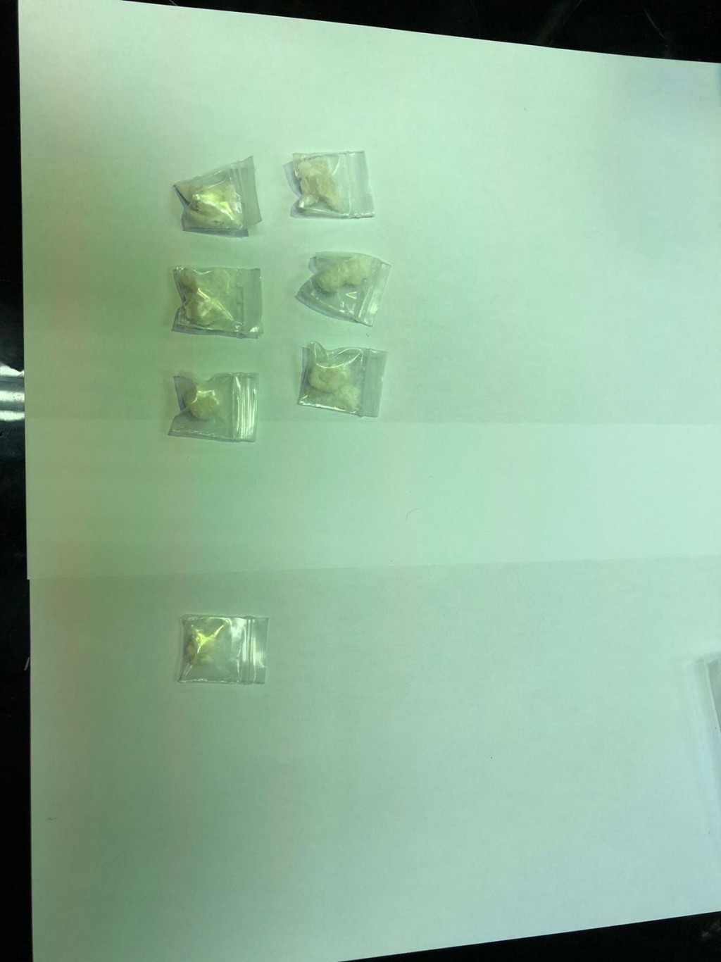 行動中檢獲的部分證物。