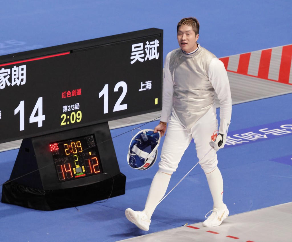 张家朗在男花8强击败吴斌。徐嘉华摄 张家朗在男花8强击败吴斌。徐嘉华摄