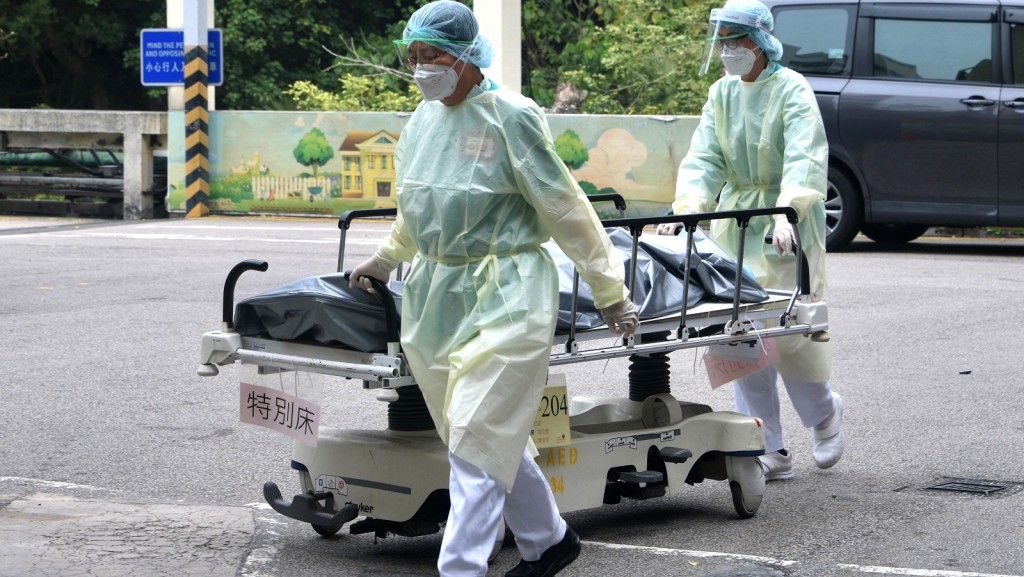 調查發現逾1成長者或其家人確診不報。資料圖片