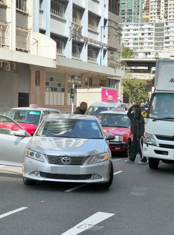 facebook截圖(資料來源:路華@facebook車cam L(香港群組)) facebook截圖(資料來源:路華@facebook車cam L(香港群組))