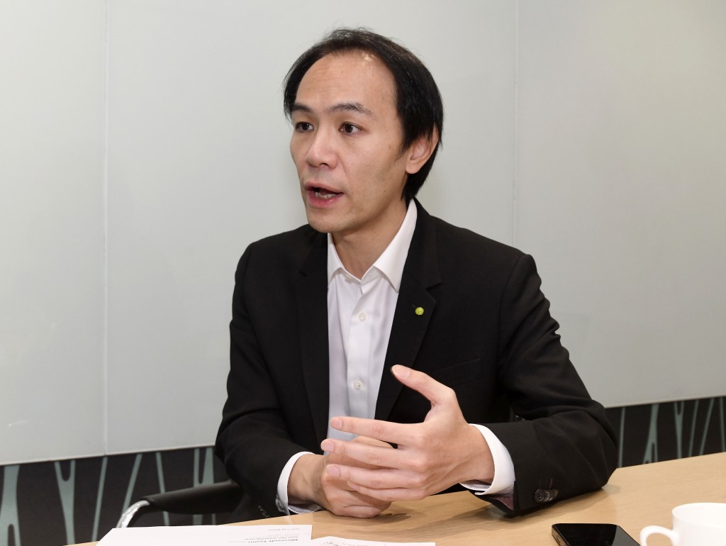 呂志宏表示,隨着市場對穩定幣的認知加深,料亂炒情況會減少。 呂志宏表示,隨着市場對穩定幣的認知加深,料亂炒情況會減少。
